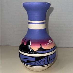 Navajo Signed Dine Pottery Vase Handmade Native American Southwestern Vintage